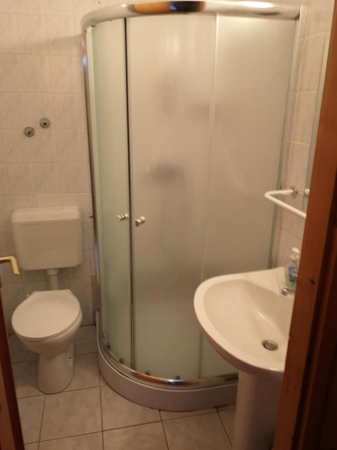 Fortuna Apartman Бік Екстер'єр фото