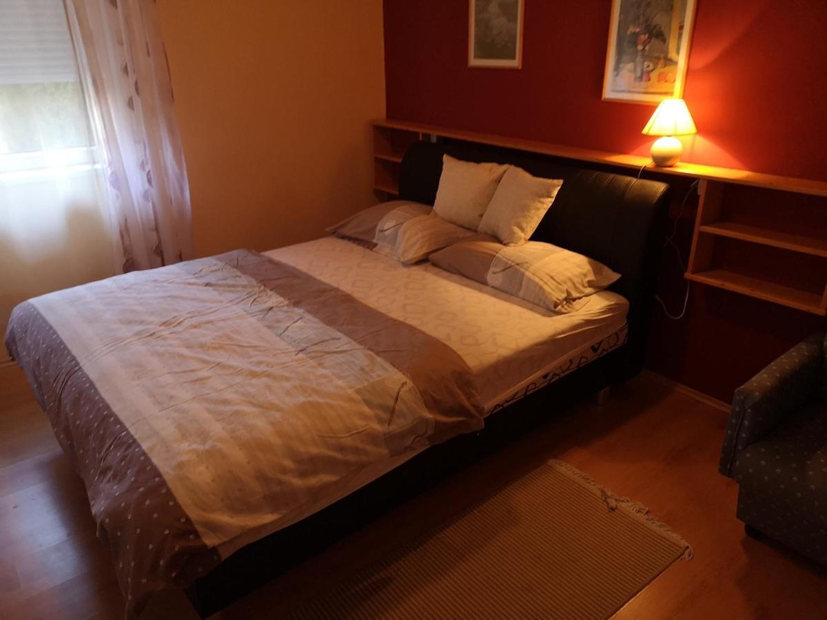 Fortuna Apartman Бік Екстер'єр фото