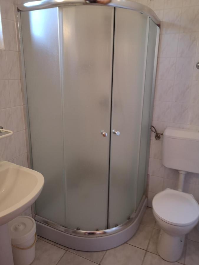 Fortuna Apartman Бік Екстер'єр фото